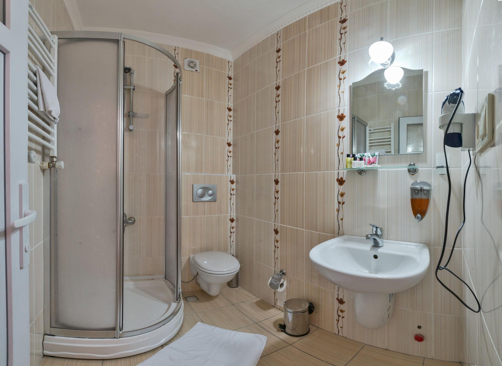 Turgut Hotel İstanbul Dış mekan fotoğraf